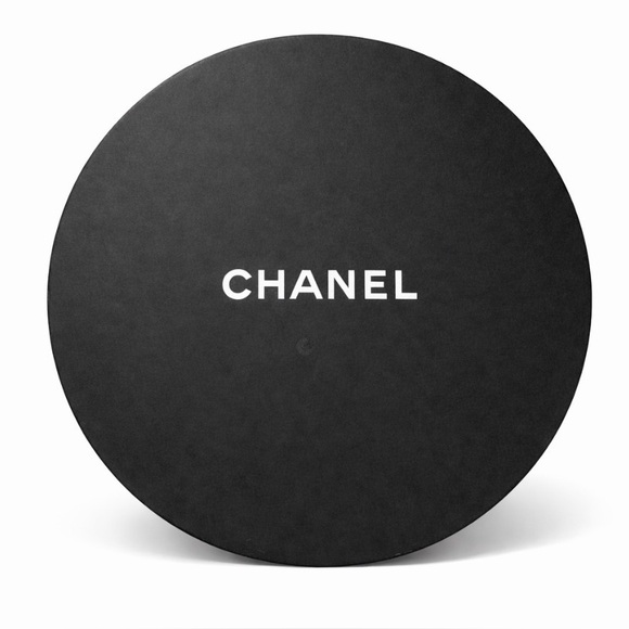 ✨Chanel Straw Hat | With Box | Resort Chic✨ - Picture 2 of 5